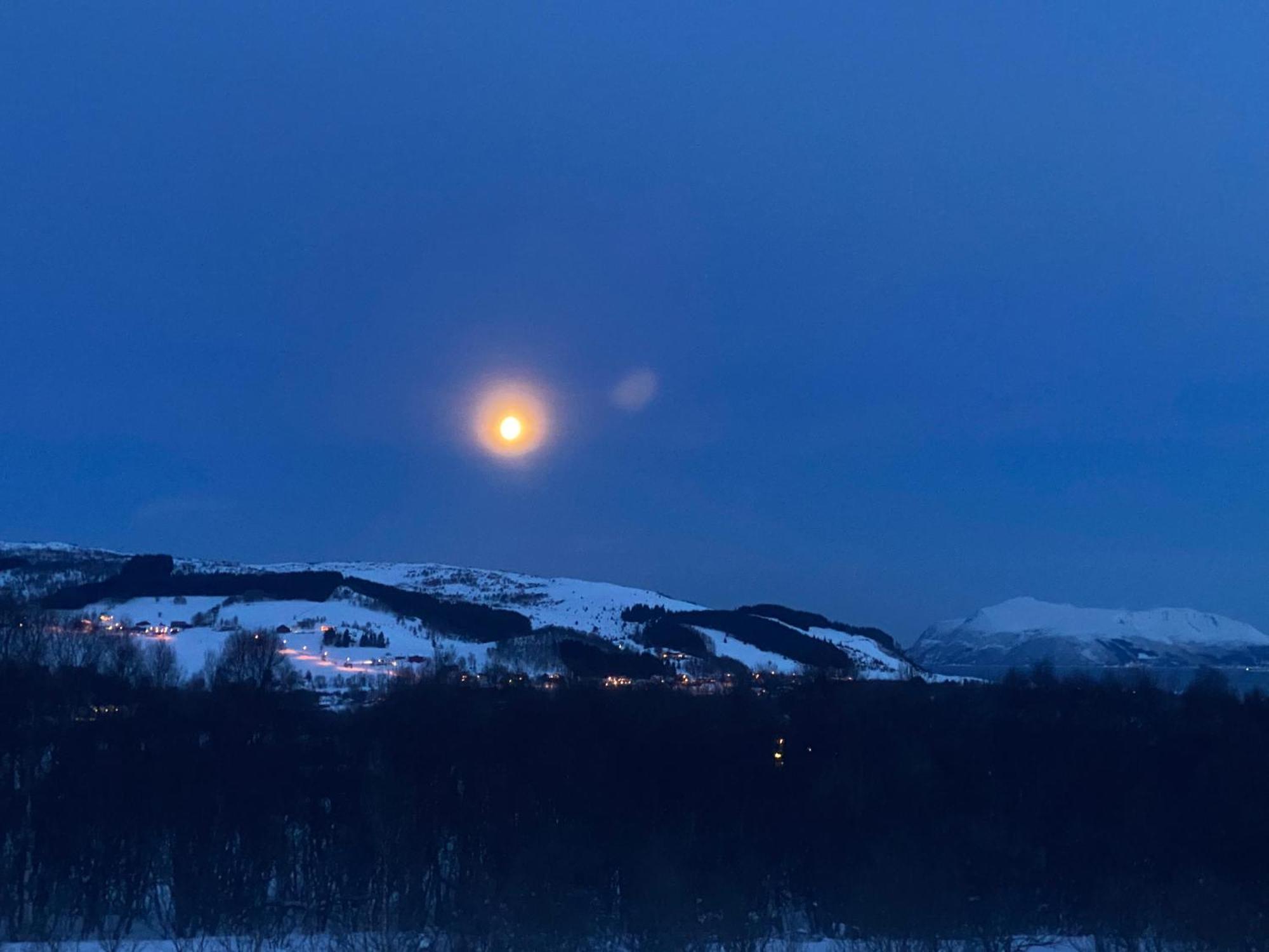 Sortland Camping Og Motell As Kültér fotó