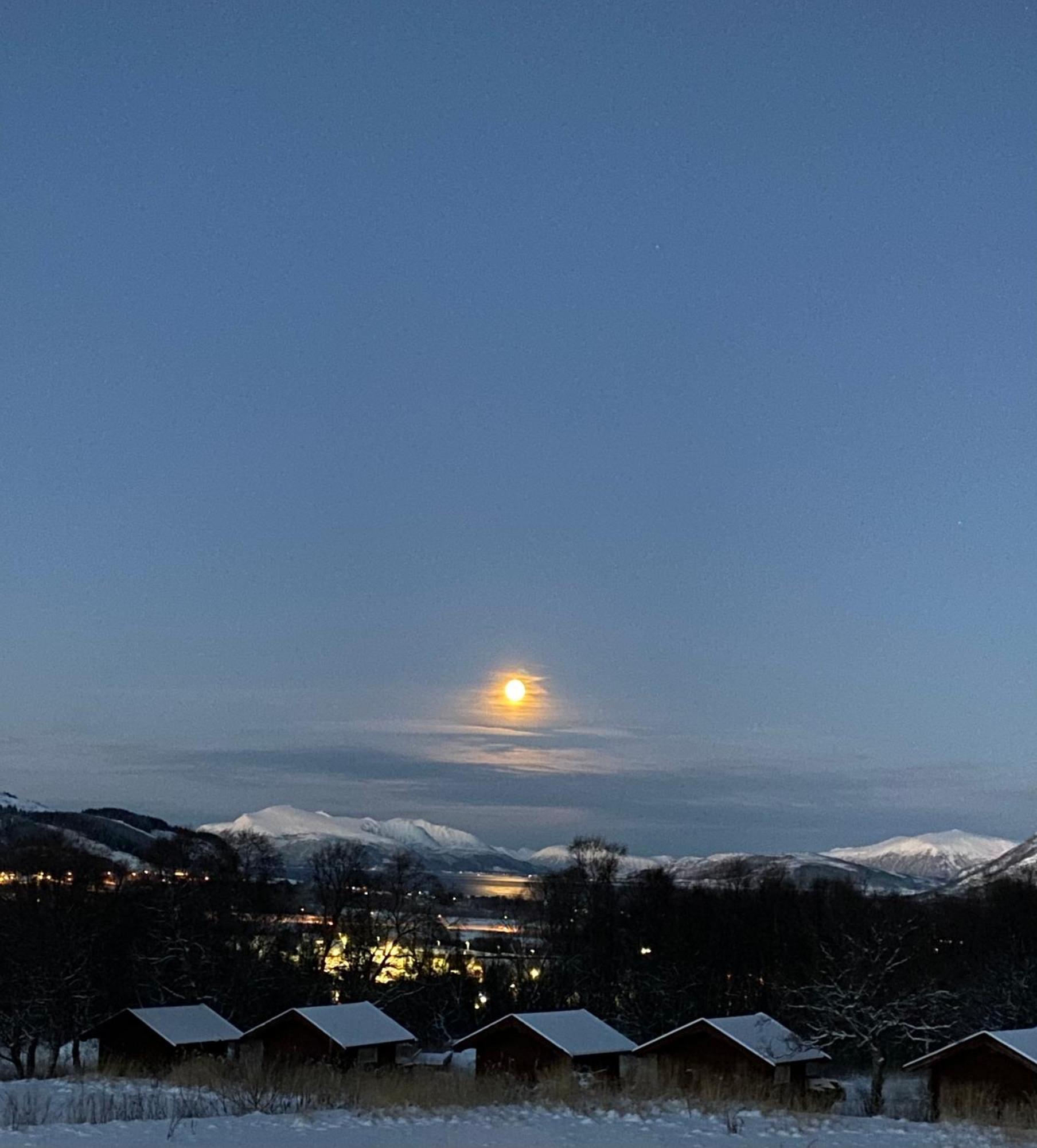 Sortland Camping Og Motell As Kültér fotó